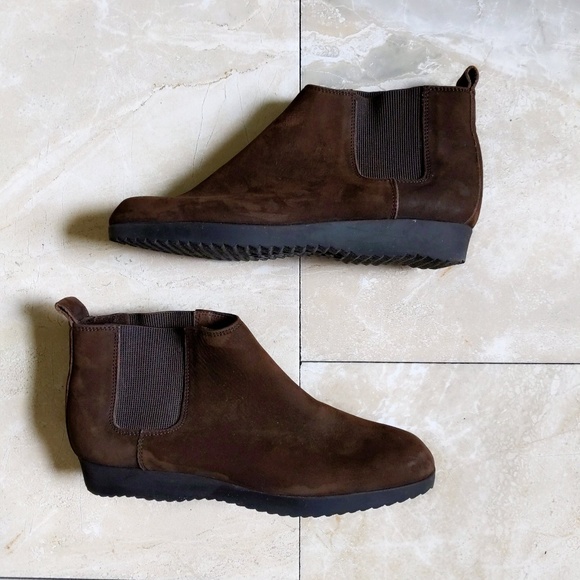Vtg Rockport Italy Chocolate Suede Wedge Boots 6M